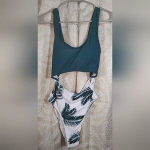 Shein Leaf print Size M 1-piece Swimsuit. NWOT
